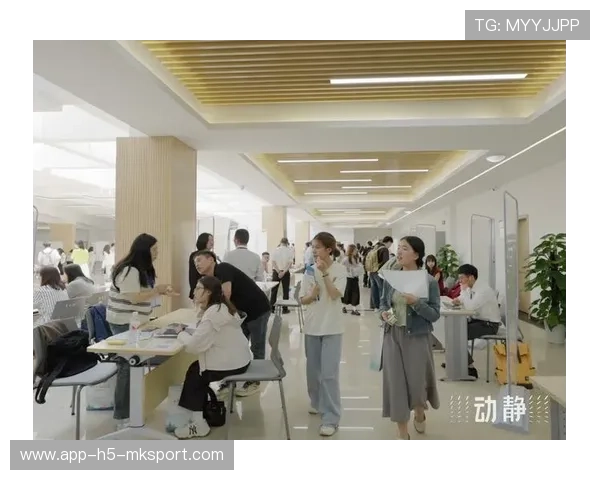 西南大学招聘考场跑步引发网友热议，西南大学校园招聘春招